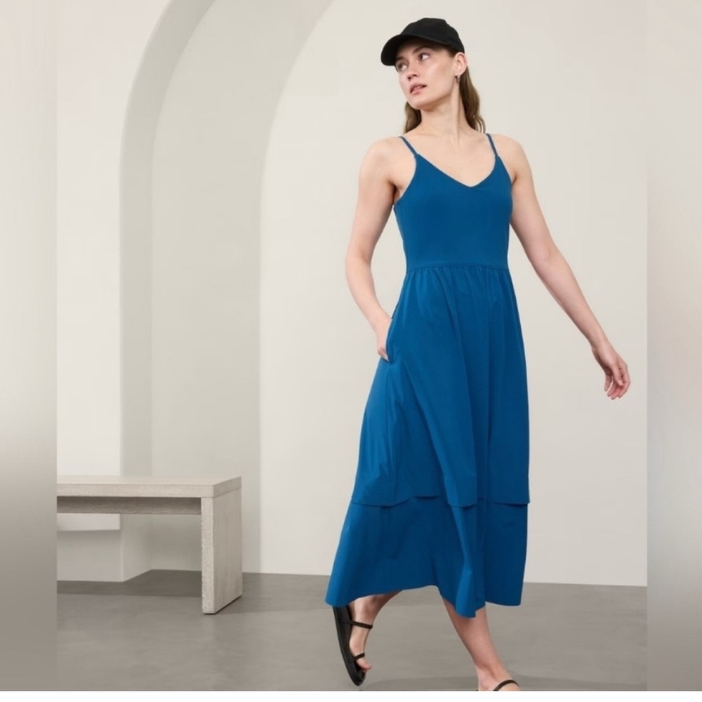 Athleta v neck elation hybrid dress size large, color is called dark lapis blue.